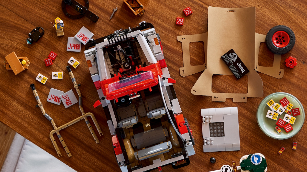 LEGO Jurassic World's Jeep pitch to Universal detailed