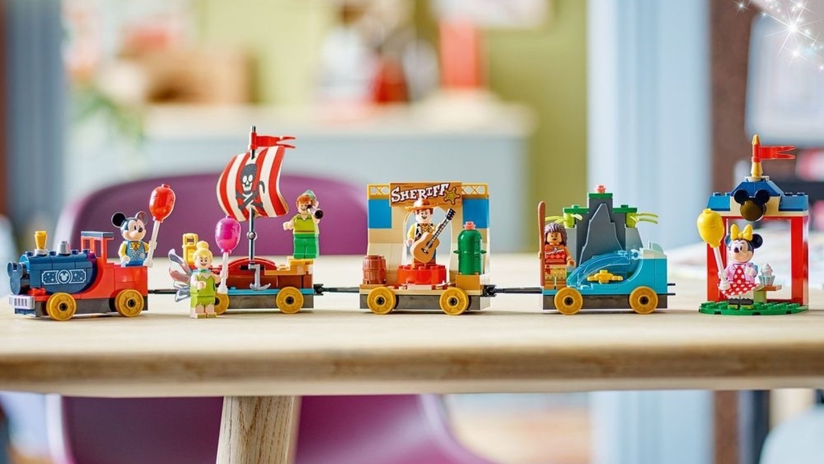 Every LEGO Disney character with a mini-doll and minifigure – February 2023