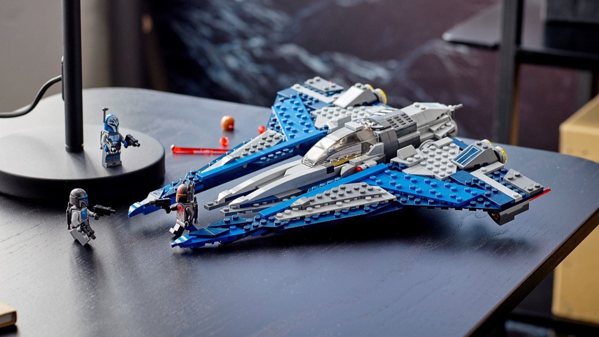 LEGO Star Wars magazine to include rare Bo-Katan Kryze minifigure