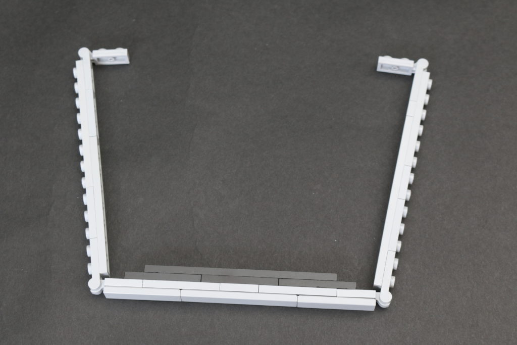 Build a LEGO Mandalorian Outland folding TIE Fighter 6