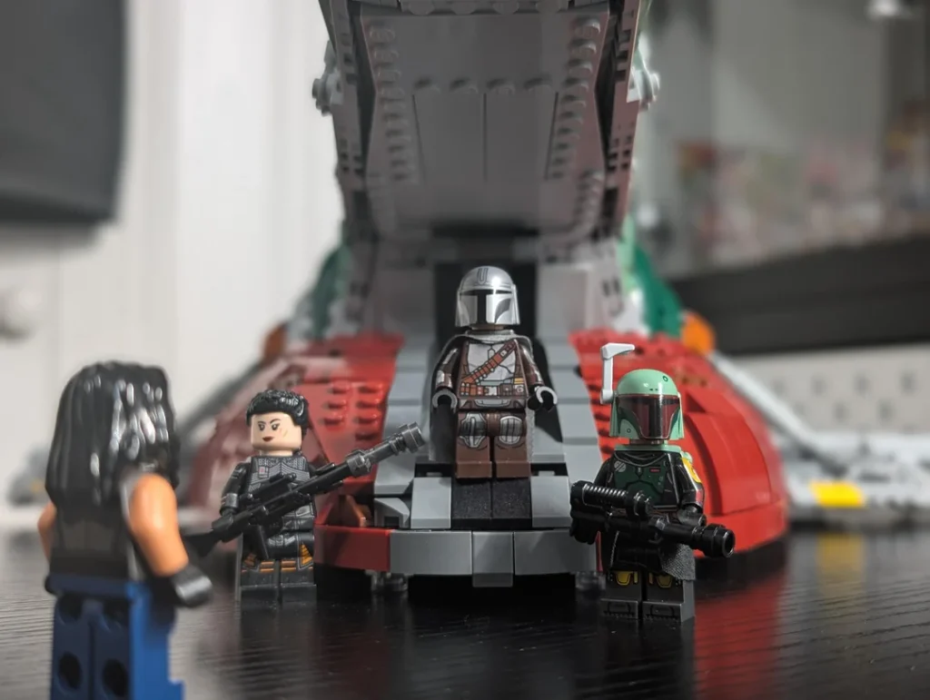 REDDIT LEGO Star Wars 75409 Jango Fetts Starship Boba Fett colours 8 1024x771