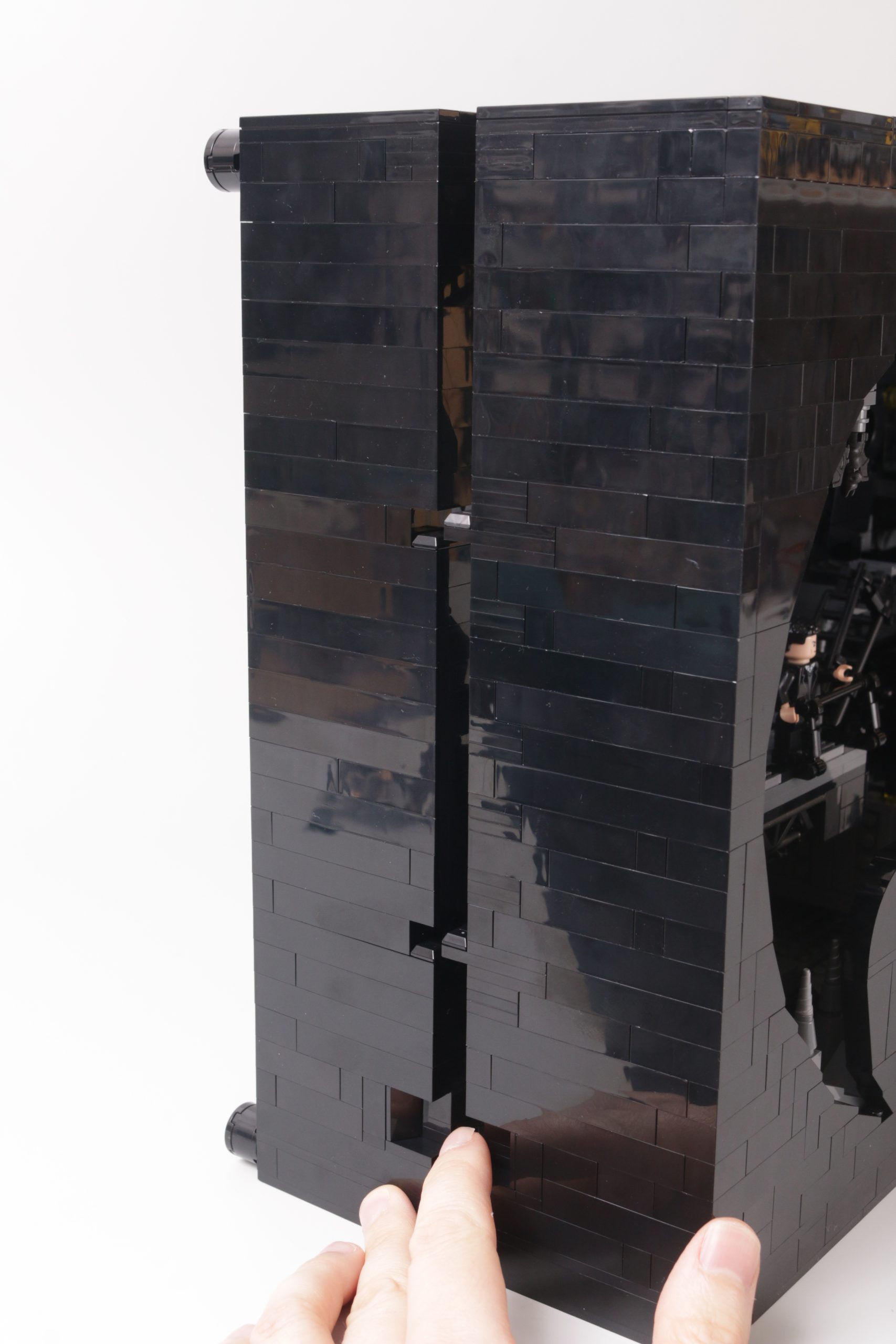 LEGO Batman 76252 Batcave – Shadow Box review 7 scaled